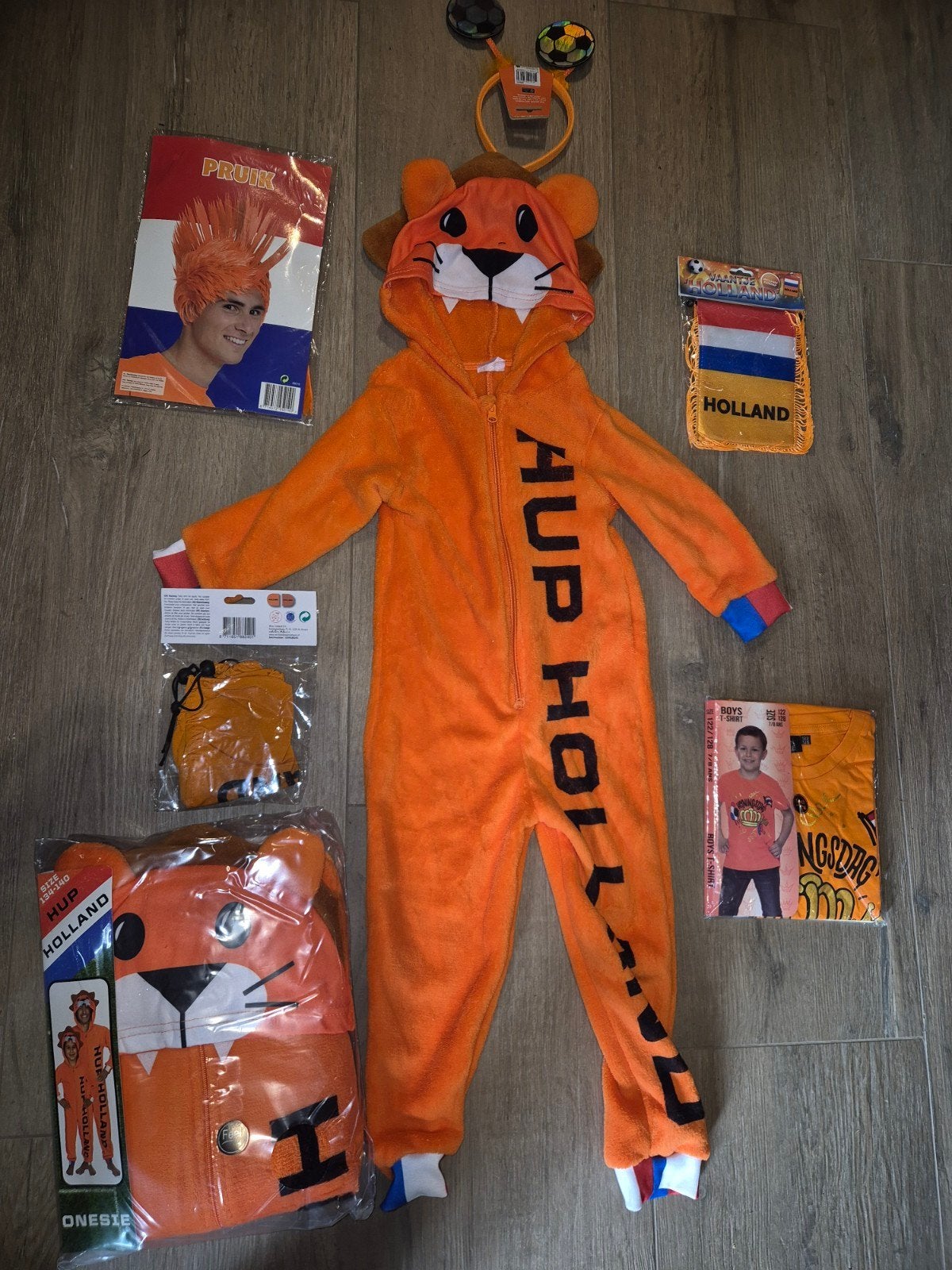 Grote partij oranje artikelen voor Koningsdag/voetbal, Ophalen of Verzenden, Nieuw, Feestartikel, Oranje of Koningsdag