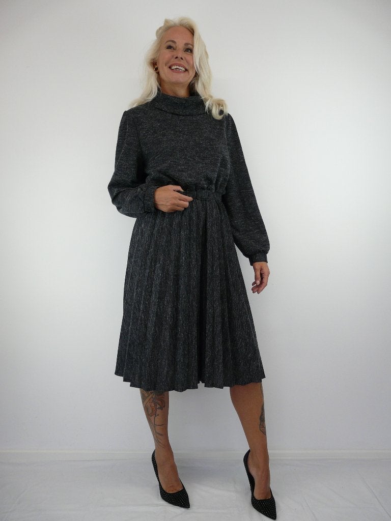 *Abfab Vintage Grijze Winterjurk uit Engeland 46*, Maat 46/48 (XL) of groter, Ophalen of Verzenden, Zo goed als nieuw, Knielengte