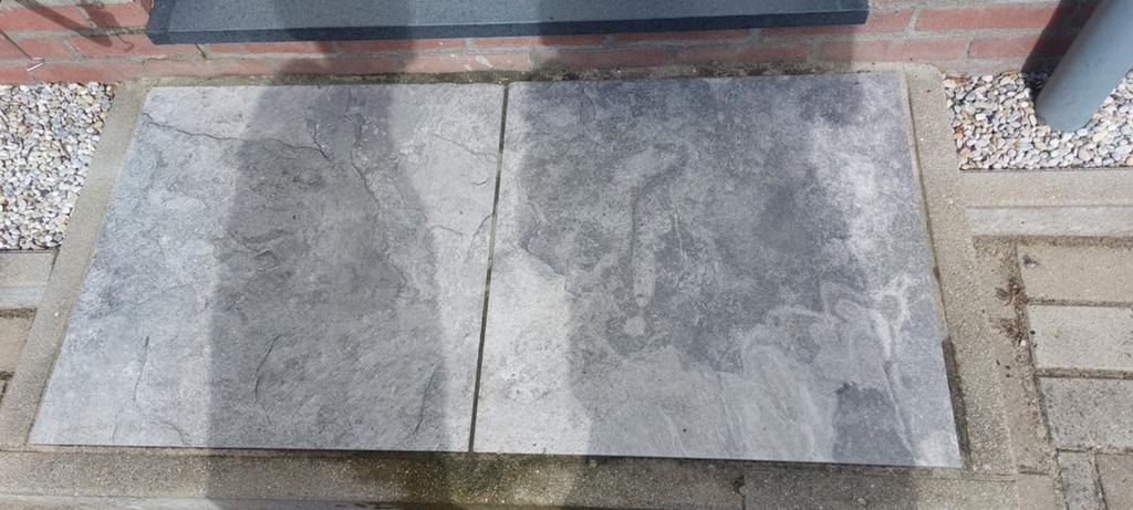 Grote grijze terrastegels, 45 stuks, Gebruikt, Ophalen of Verzenden, Minder dan 5 m², Beton