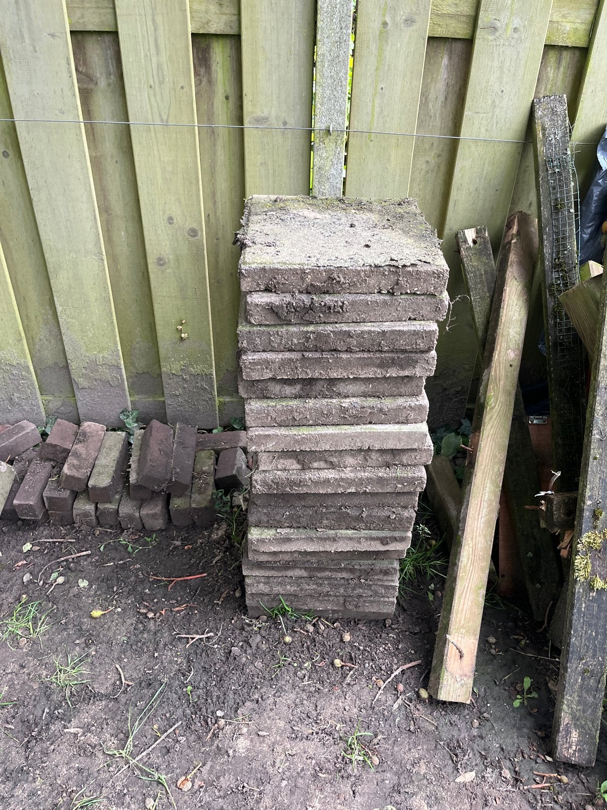 40 Gebruikte stoeptegels van beton 30x30, Ophalen, Gebruikt, 10 m² of meer, Beton