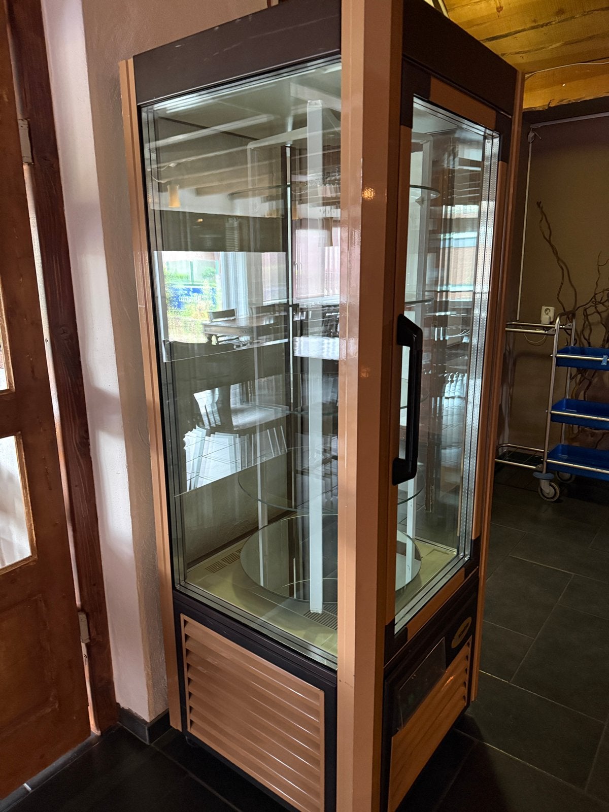 Gebaksvitrine, Ophalen, 50 tot 100 cm, Zo goed als nieuw, 150 tot 200 cm