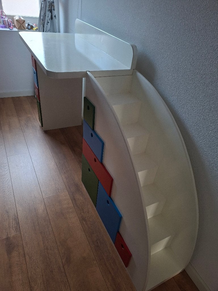 Commode met trap, Kinderen en Baby's, Kinderkamer | Commodes en Kasten, Ophalen, Gebruikt, 50 tot 70 cm, 100 cm of meer