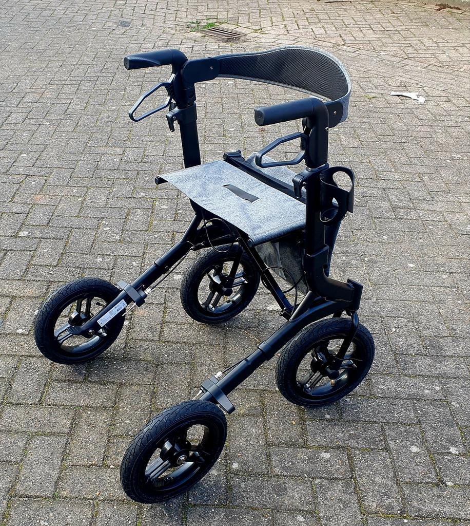 Rollator outdoor inklapbaar met grote luchtbanden NIEUW, Diversen, Rollators, Rollator Outdoor, Rollator Outdoor, Nieuw, Ophalen of Verzenden
