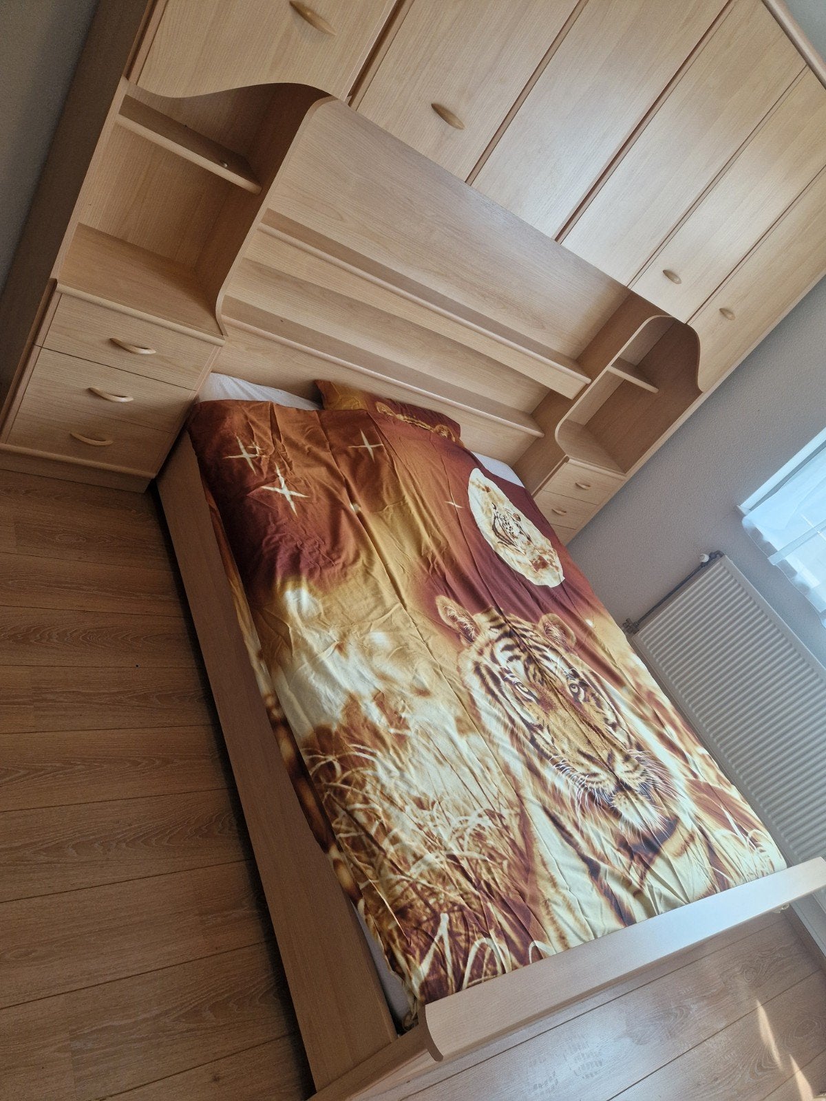 Bed met ombouw, Huis en Inrichting, Ophalen, Tweepersoons