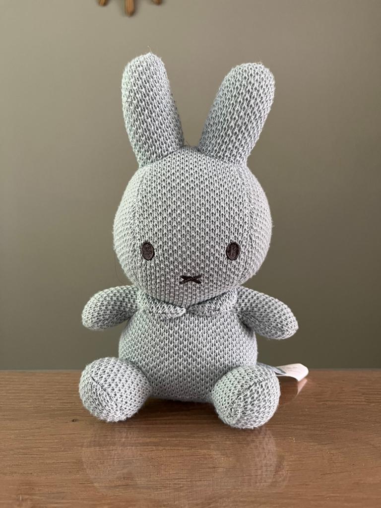 Mooie lichtblauwe Nijntje knuffel 22cm, Ophalen of Verzenden, Zo goed als nieuw, Konijn