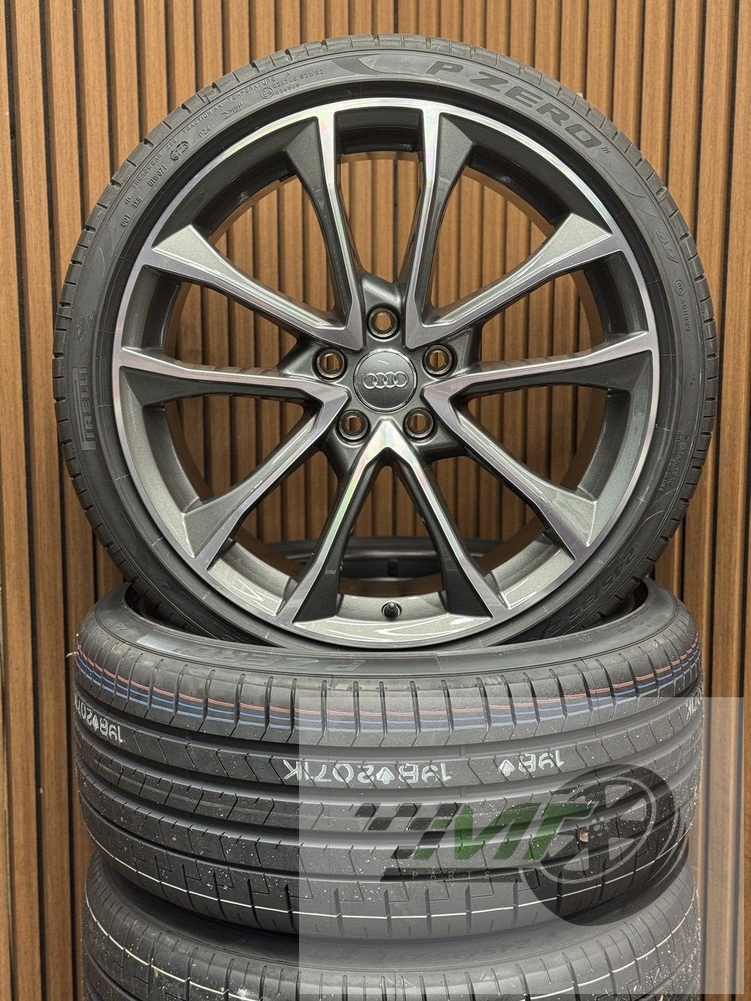 19” Audi S4 A4 B9 B8 SLine 5V COMPETITION 245 35 BTW NEW OEM, Auto-onderdelen, 19 inch, 245 mm, -, -