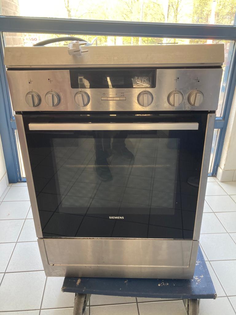 Gasfornuis Siemens HX74W520N met oven, Ophalen, Gebruikt, 4 kookzones, Gas