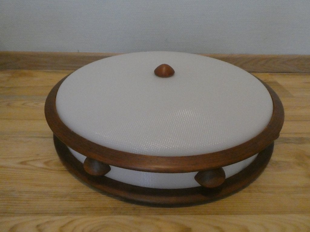 Vintage jaren 60 plafonniere plexiglas met teak Scandinavië, Huis en Inrichting, Lampen | Plafondlampen, Hout, Gebruikt, 50 cm
