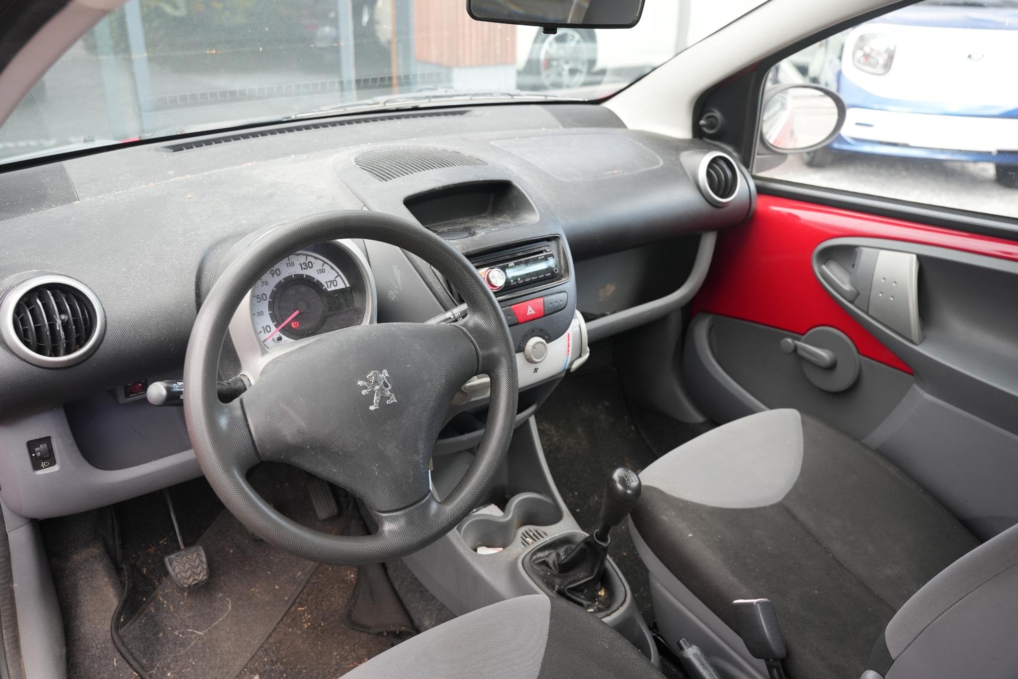 Peugeot 107 1.0-12V XR, Voorwielaandrijving, Stof, Gebruikt, 4 stoelen