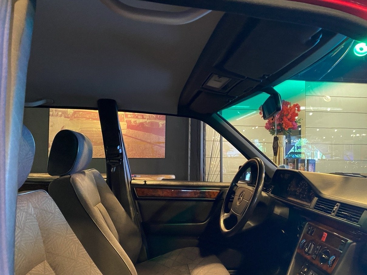 Mercedes-Benz E-Klasse 320 E 320 W124 Berline GETRAG Manueel, foto 2