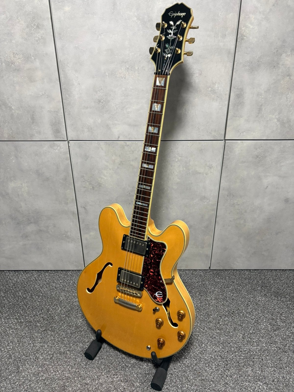 Te Koop: Epiphone Sheraton II 1989 met koffer, Ophalen, Zo goed als nieuw, Semi-solid body, Epiphone