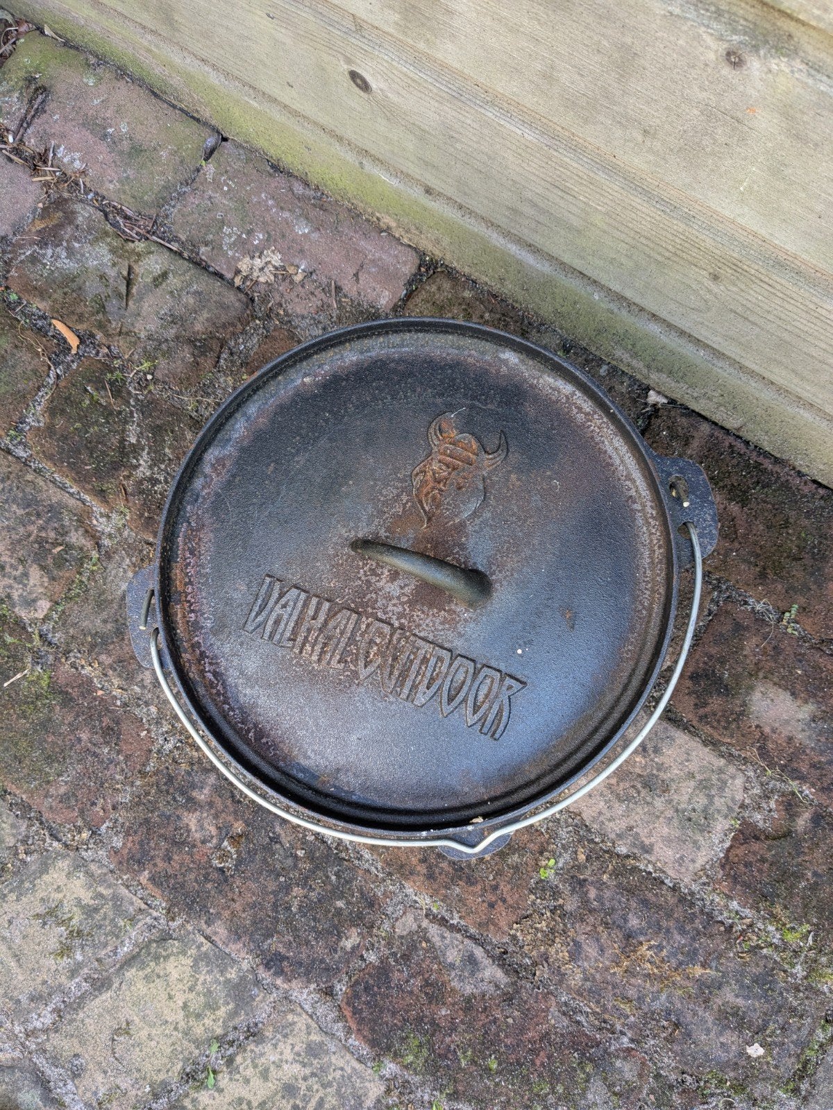 Valhal Outdoor Dutch Oven - Gietijzeren Braadpan, Gebruikt, Ophalen of Verzenden, Met deksel, Overige merken