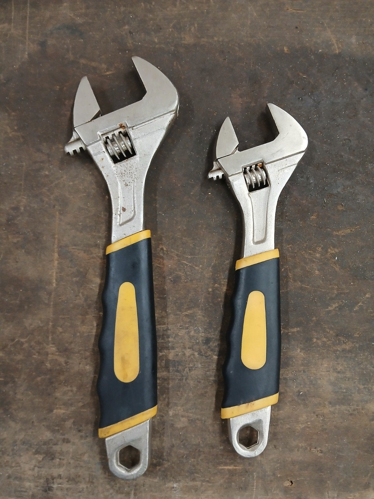 Baco gereedschap 2 stuks (30cm , 25 cm) CR-V weinig gebruikt, Doe-het-zelf en Verbouw, Gereedschap | Handgereedschap, Ophalen
