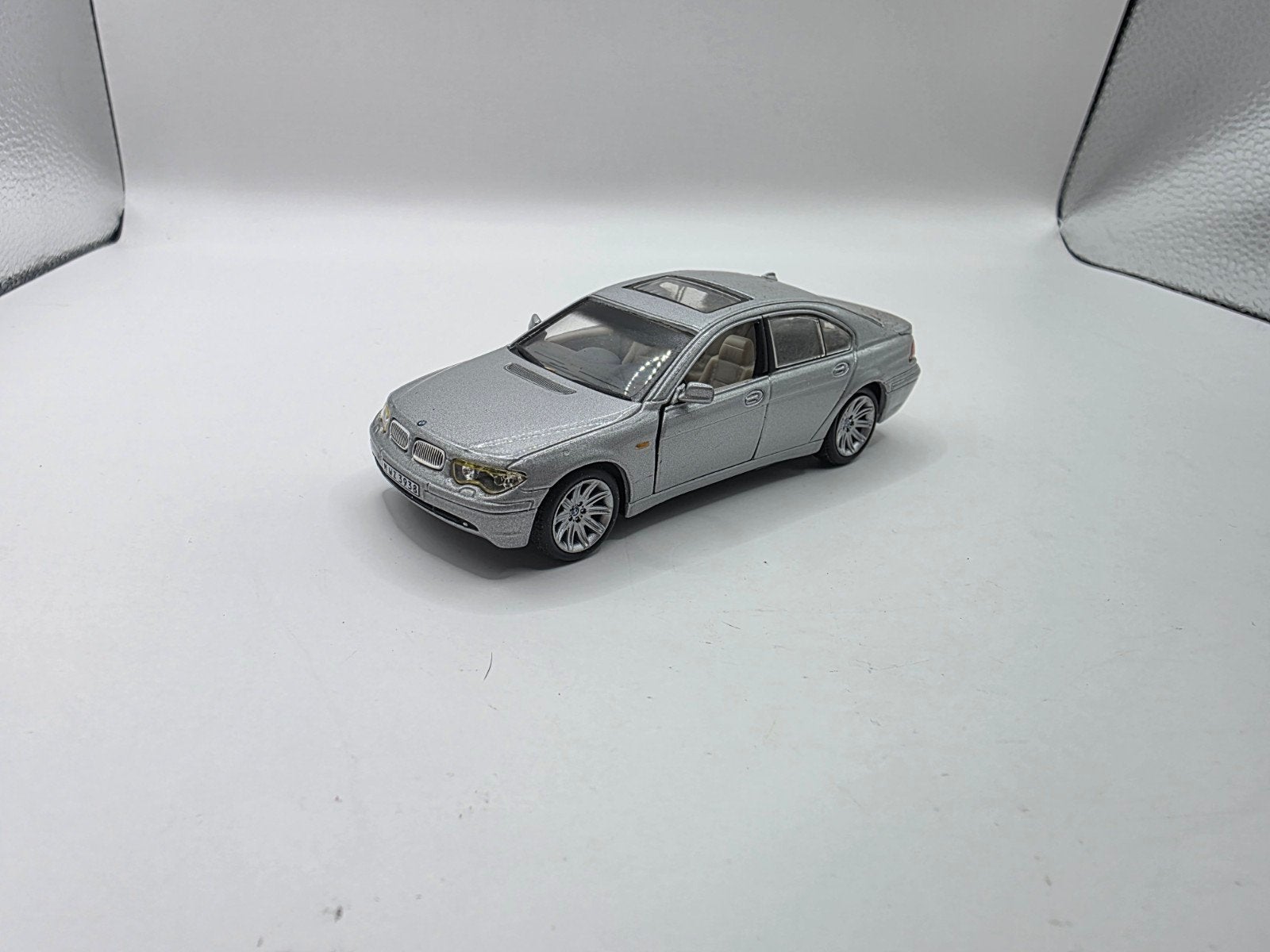 Bmw 745i, Ophalen of Verzenden, Zo goed als nieuw, Auto, Schuco
