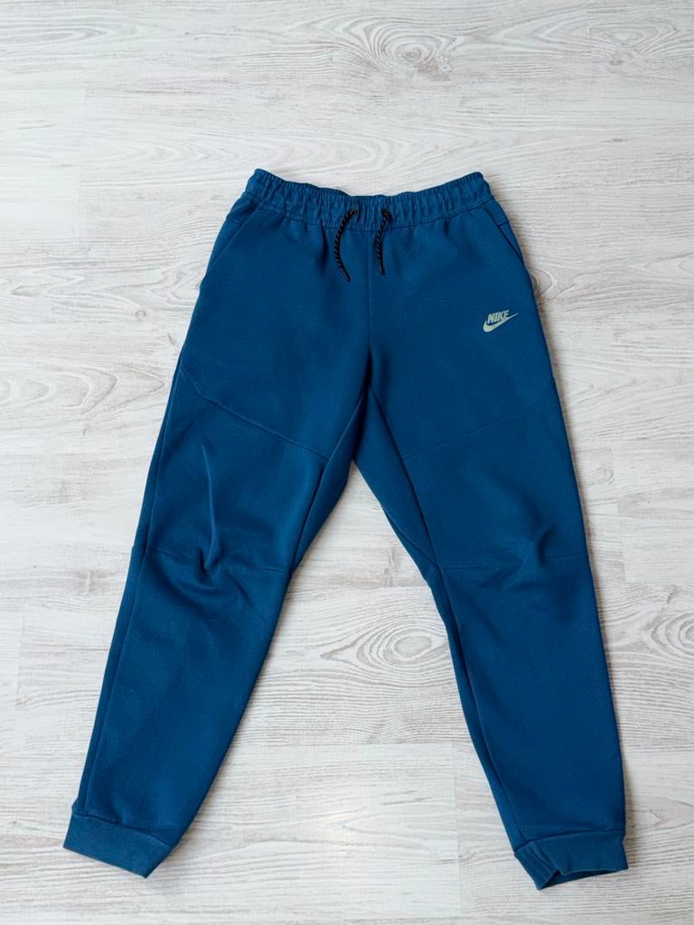 Nike Tech Fleece Joggingbroek Blauw - Maat XL (158-170cm), Kleding | Heren, Broeken en Pantalons, Ophalen of Verzenden, Zo goed als nieuw