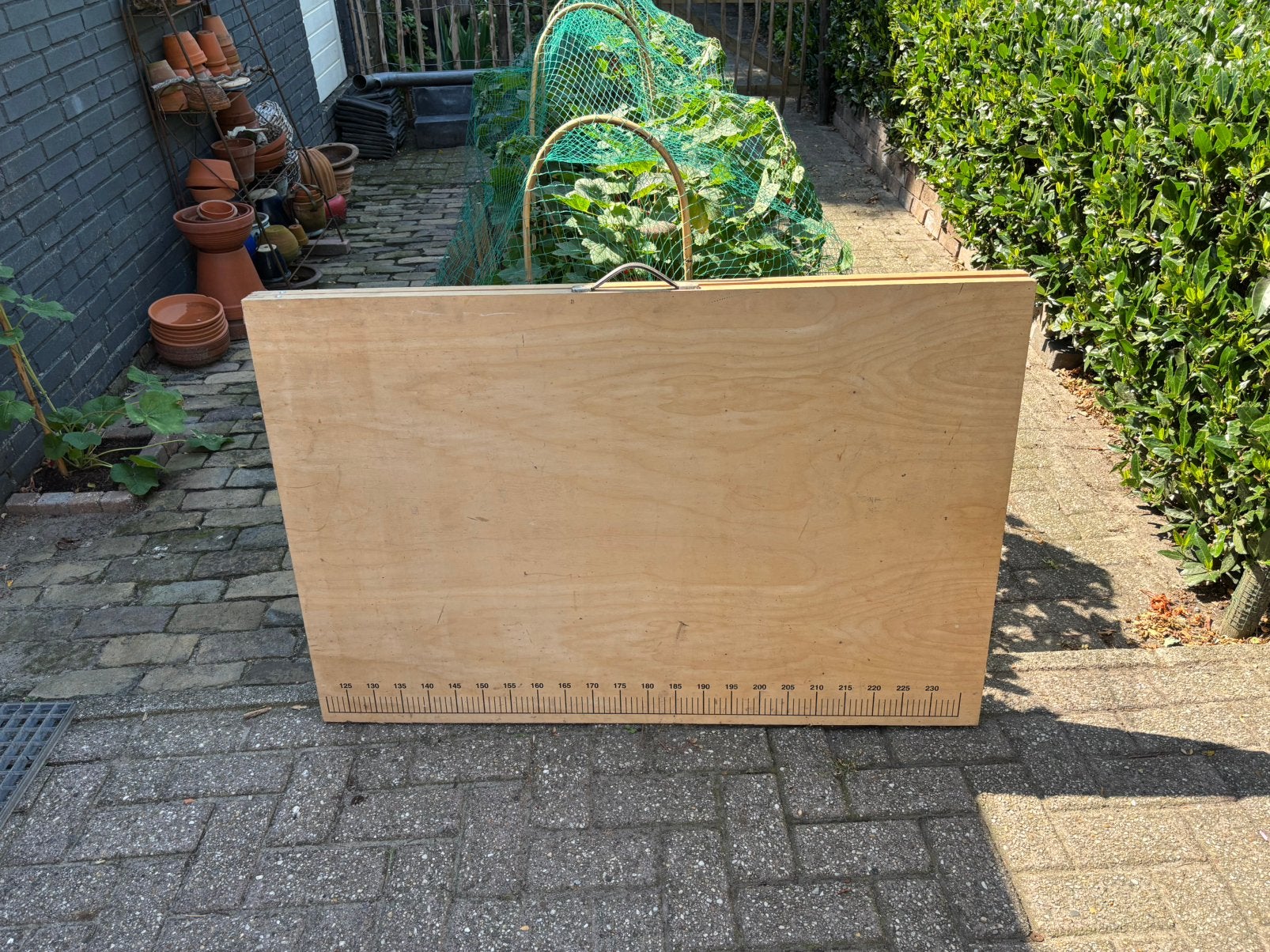 Behang tafel gebruikt maar in nette staat, Ophalen