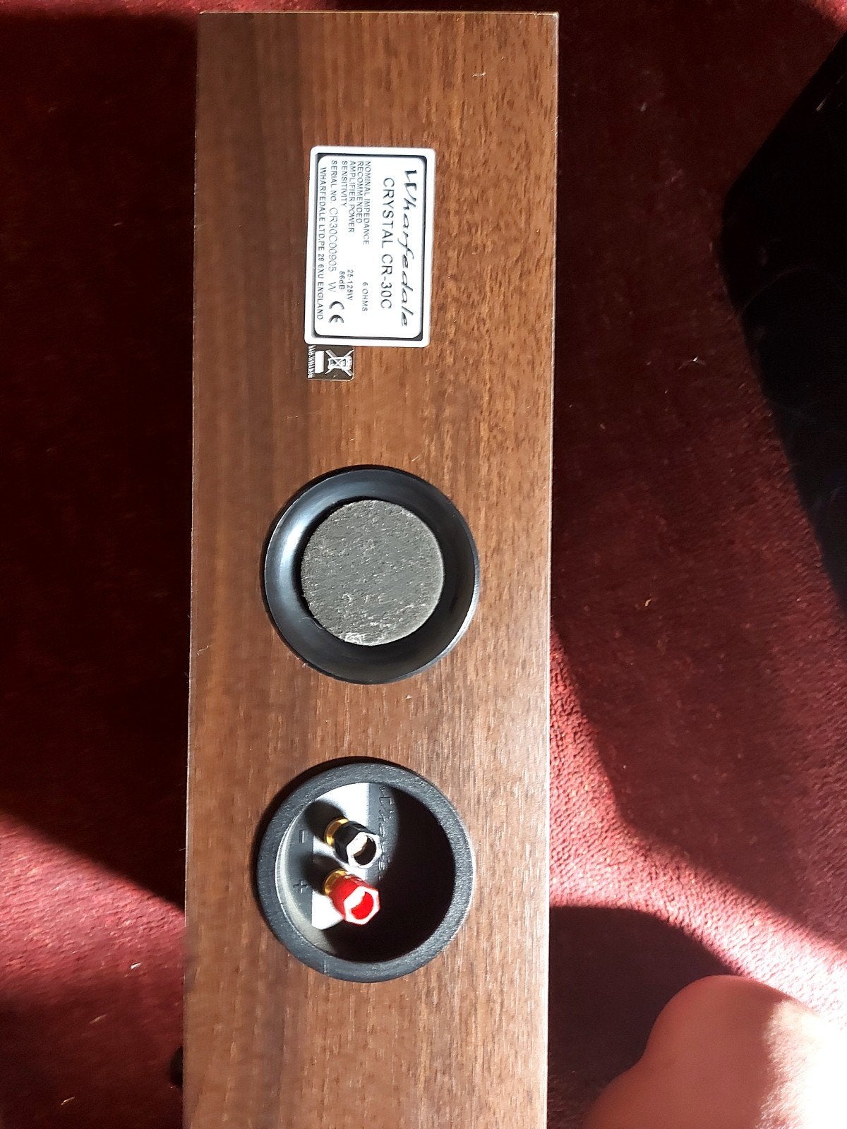 Diverse speakers: Mission, B&W, Wharfedale, Tannoy