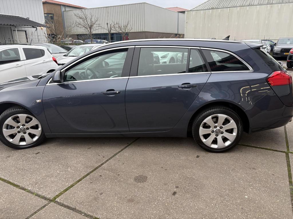 Opel Insignia Sports Tourer 1.6 T Edition, Auto's, Euro 5, Stof, Gebruikt, 4 cilinders