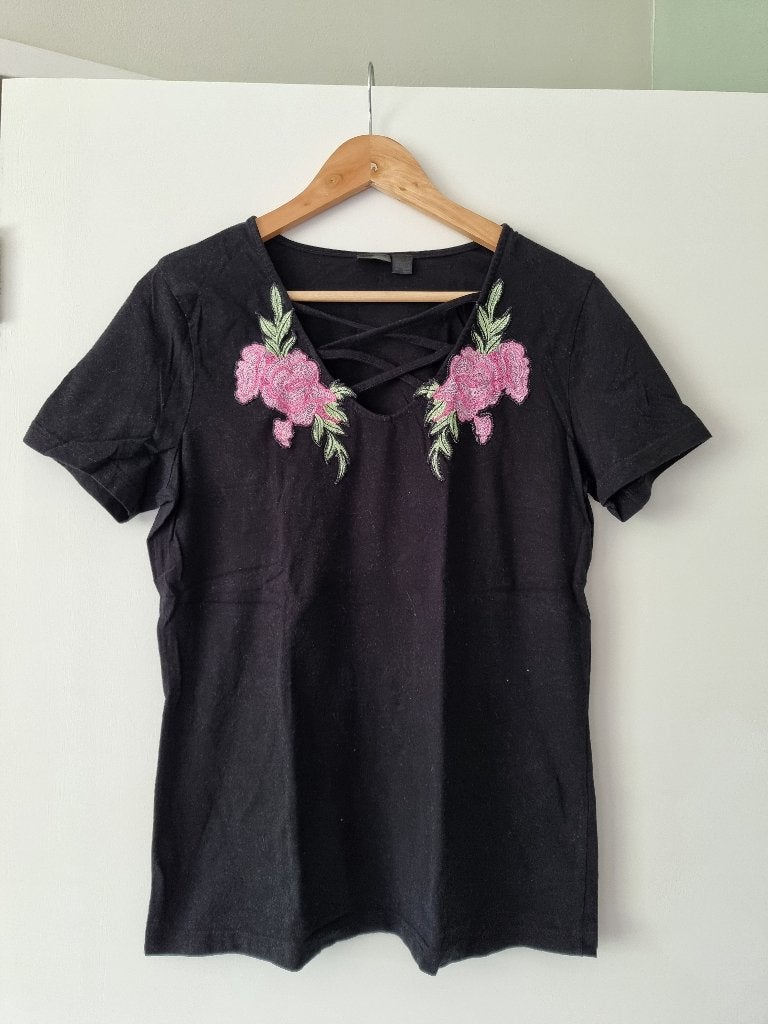 Dames T-Shirt, Zwart - Maat 40/42, Zwart, Maat 42/44 (L), Ophalen of Verzenden, Korte mouw