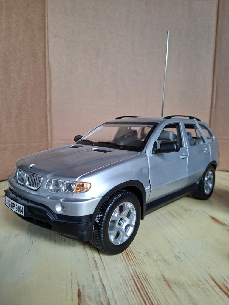 RC BMW X5   1:12, Auto, Groter dan 1:32, Zo goed als nieuw, Ophalen