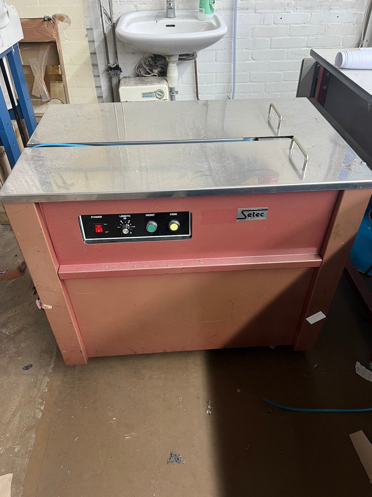 Bindmachine merk setec, Ophalen