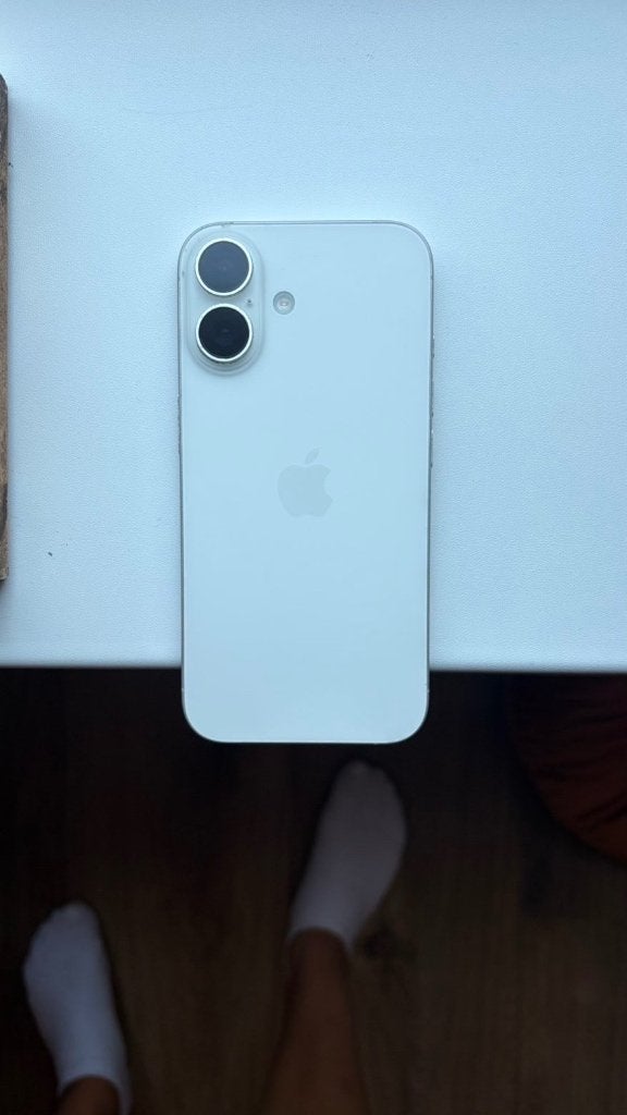 iPhone 16, Telecommunicatie, Wit, IPhone 16, Ophalen of Verzenden, 87 %