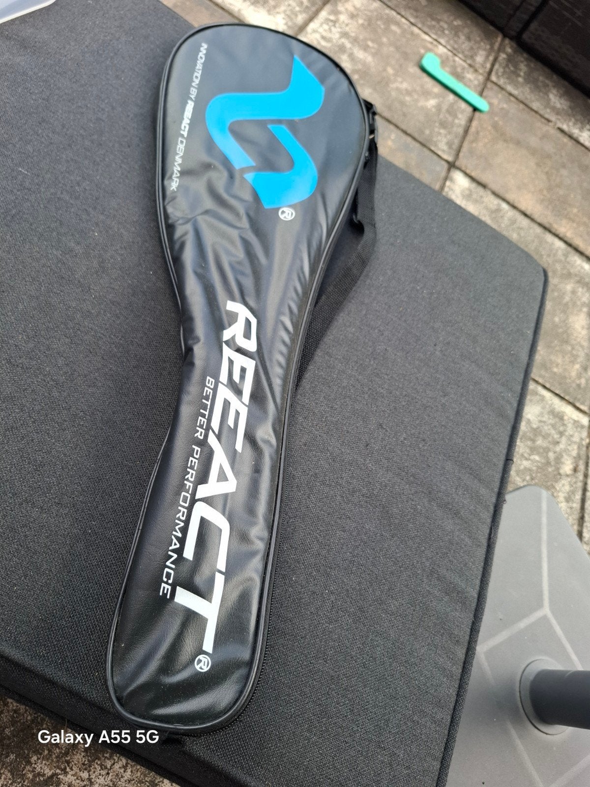 Reeact Liquid 1000 Badminton Racket met Hoes, Reeact, Onbekend, Ophalen of Verzenden, Zo goed als nieuw
