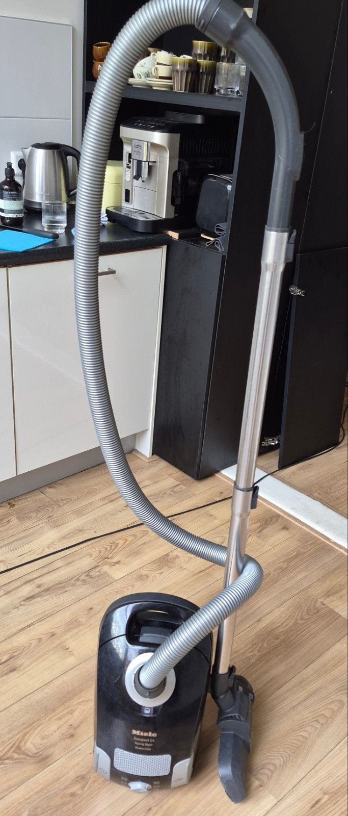 Miele Compact C1 Young Style, Stofzak, Gebruikt, Ophalen of Verzenden, Miele