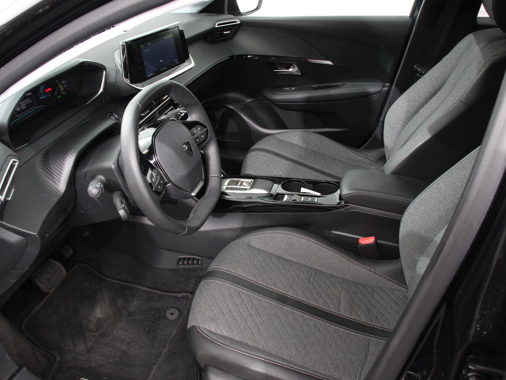 Peugeot e-208 EV Active Pack 50 kWh Climate Control Cruise c, Auto's, Gebruikt, Zwart, Origineel Nederlands, Lane Keeping Assist