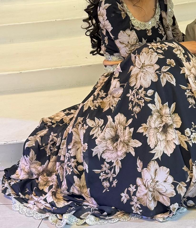 Mooi indiase kleding (lehnga ), Ophalen of Verzenden, Zo goed als nieuw, Zwart, Boven de knie