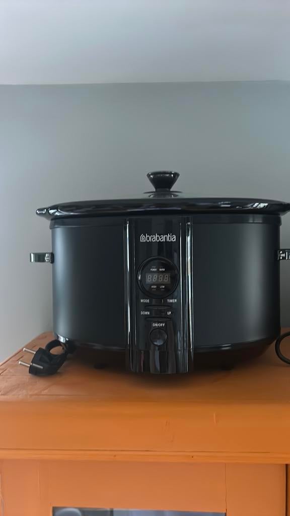 Slowcooker nog niet gebruikt., Ophalen, Zo goed als nieuw