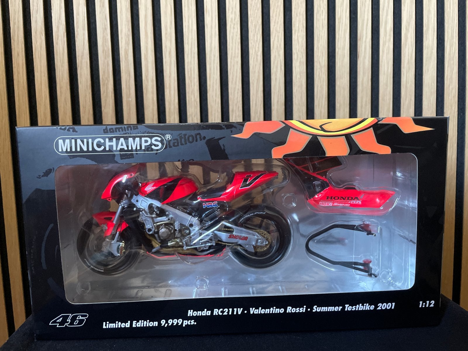 Minichamps Honda RC211V Valentino Rossi Testbike 2001 1:12, Overige merken, 1:32 tot 1:50, Overige typen, Nieuw