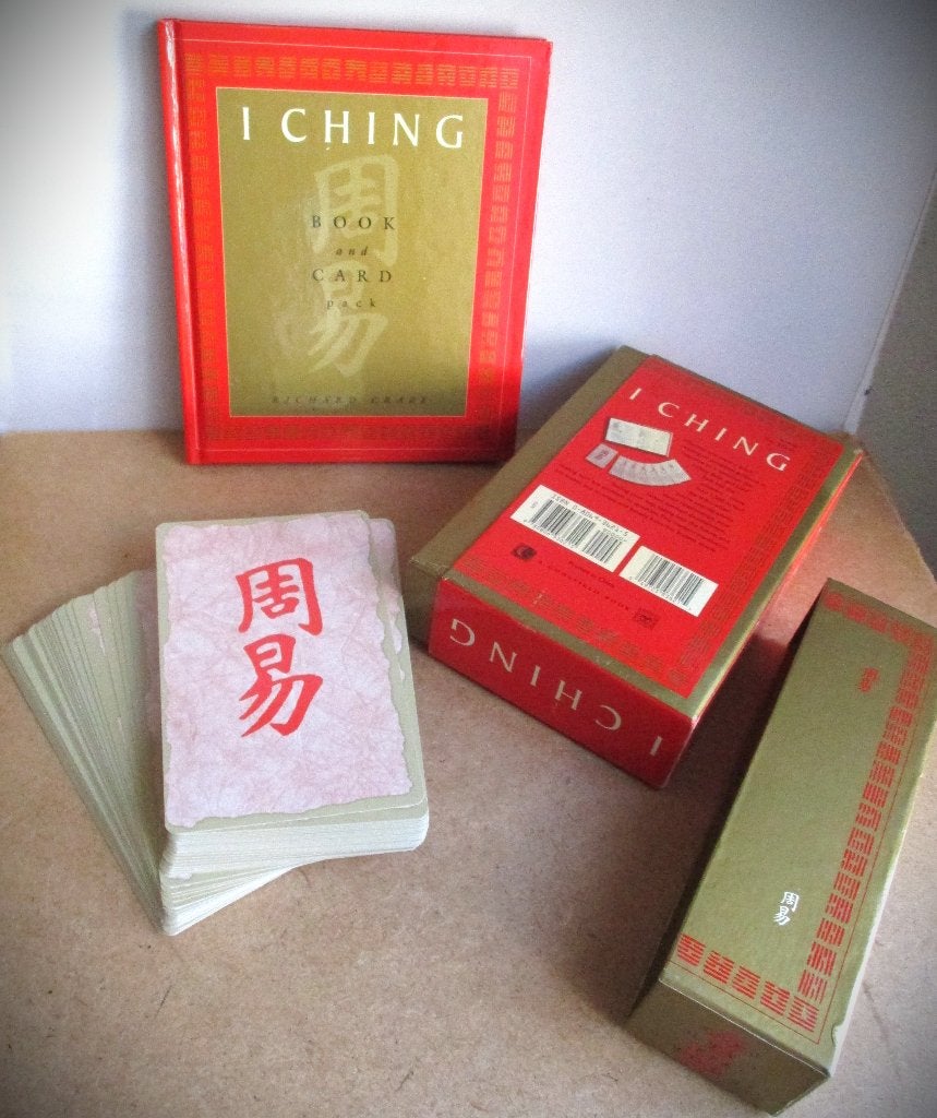 I Ching Boek + Kaarten~Nieuwstaat zeker kado waardig, Ophalen of Verzenden, Zo goed als nieuw, Tarot of Kaarten leggen, Overige typen