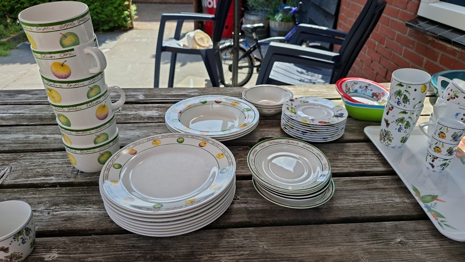 Diverse campingservies borden, kommen, kopjes, Ophalen, Gebruikt