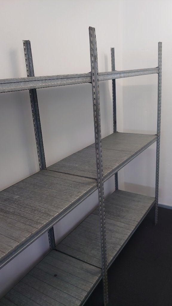 Stellingmateriaal magazijn, Ophalen, Zo goed als nieuw