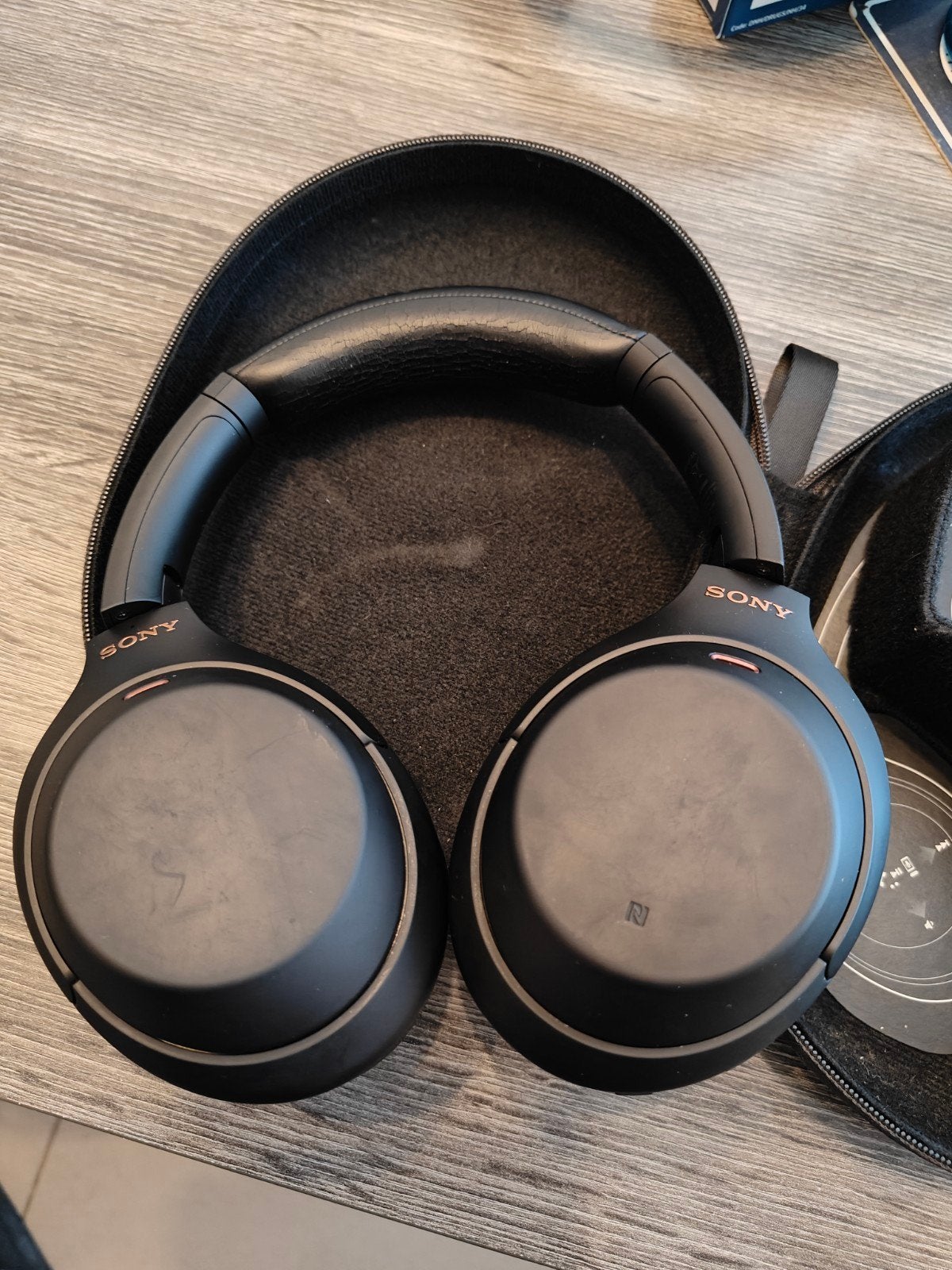 Sony WH-1000XM4 Draadloze Noise-Cancelling Koptelefoon