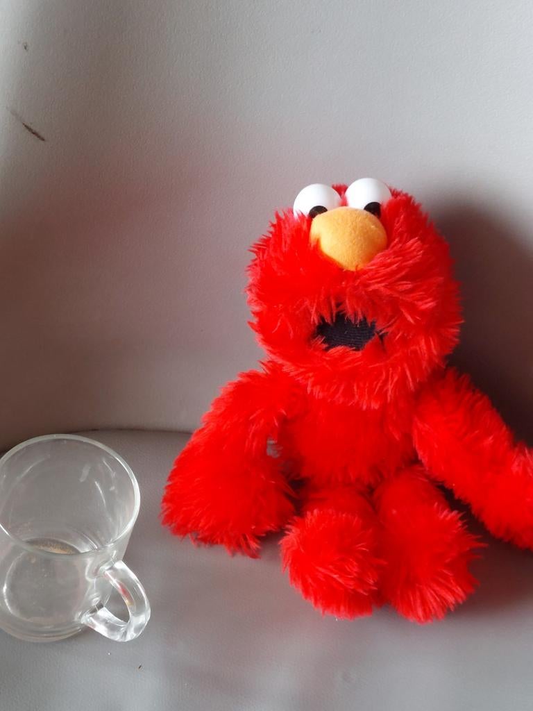 Elmo knuffel, Kinderen en Baby's, Speelgoed | Knuffels en Pluche, Ophalen of Verzenden, Gebruikt