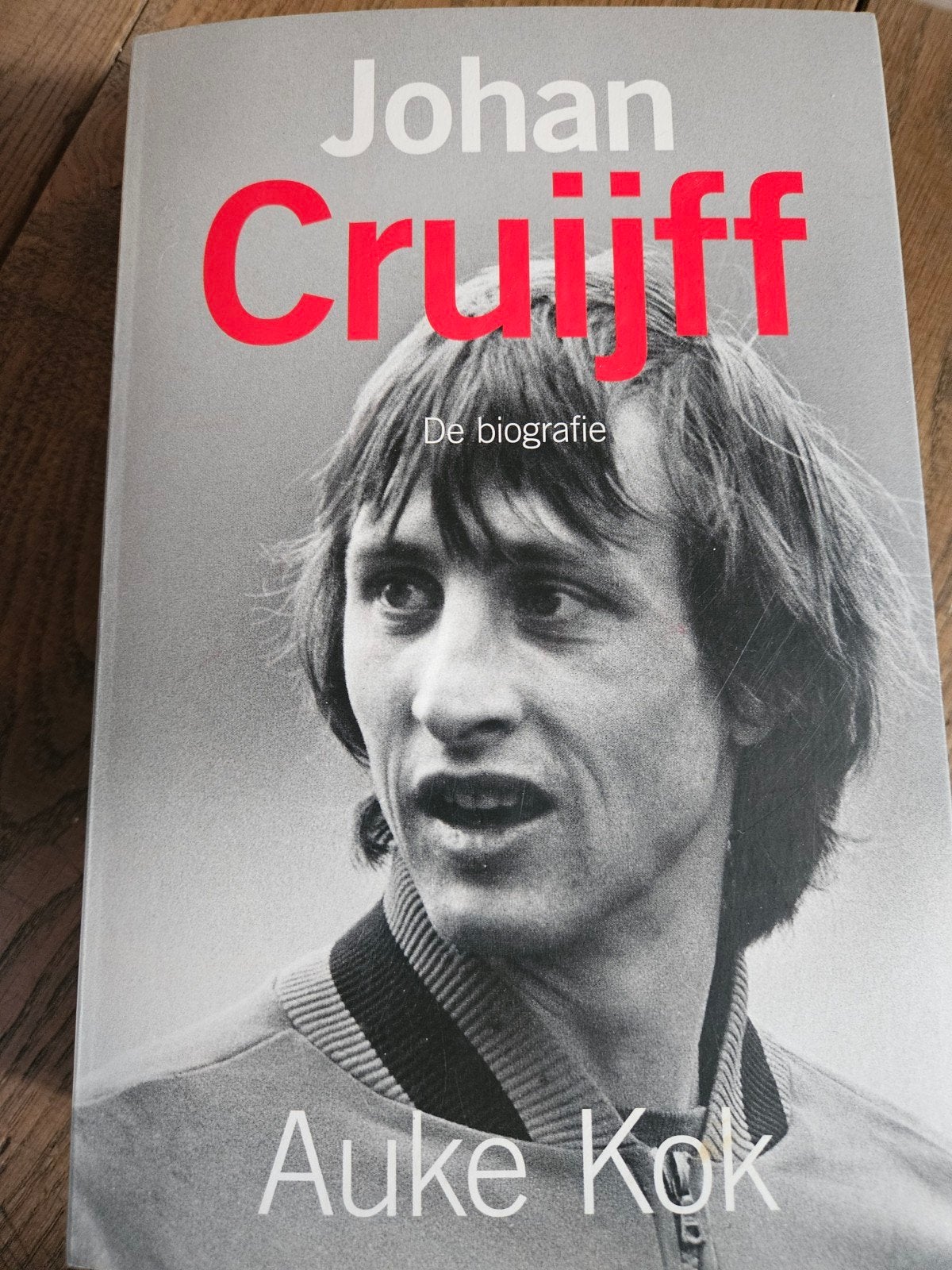 Johan Cruijff: De biografie - Auke Kok, Auke Kok, Ophalen of Verzenden, Zo goed als nieuw, Sport