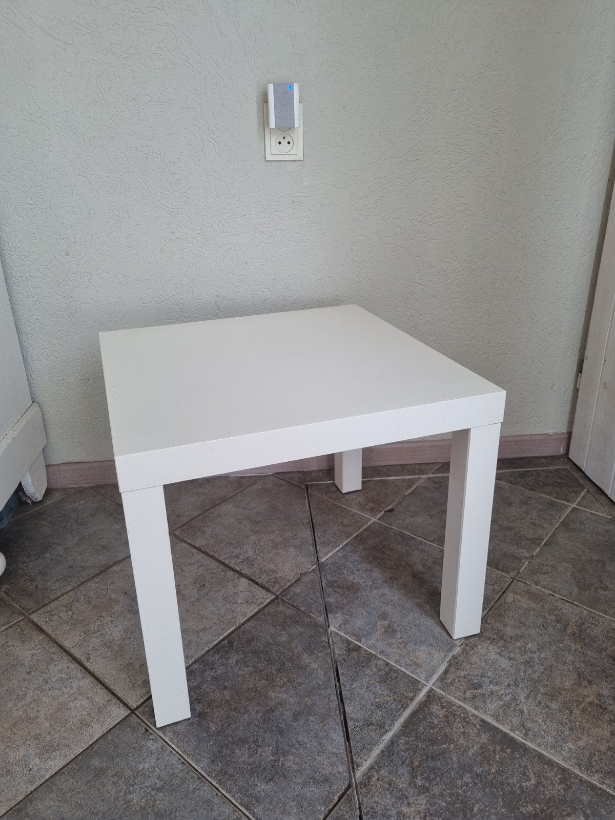 Ikea Lack bijzettafeltje gratis., Ophalen, Gebruikt, 50 tot 100 cm, Vierkant
