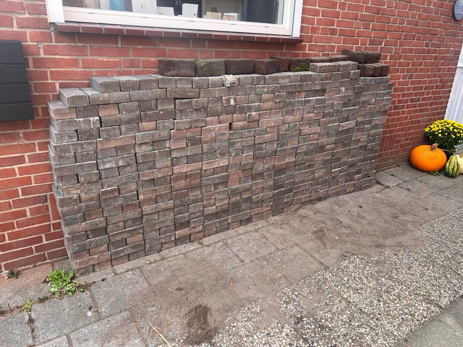 Gratis af te halen: Straatstenen 20x10 cm grijs/rood, Ophalen, Gebruikt, Beton, Klinkers