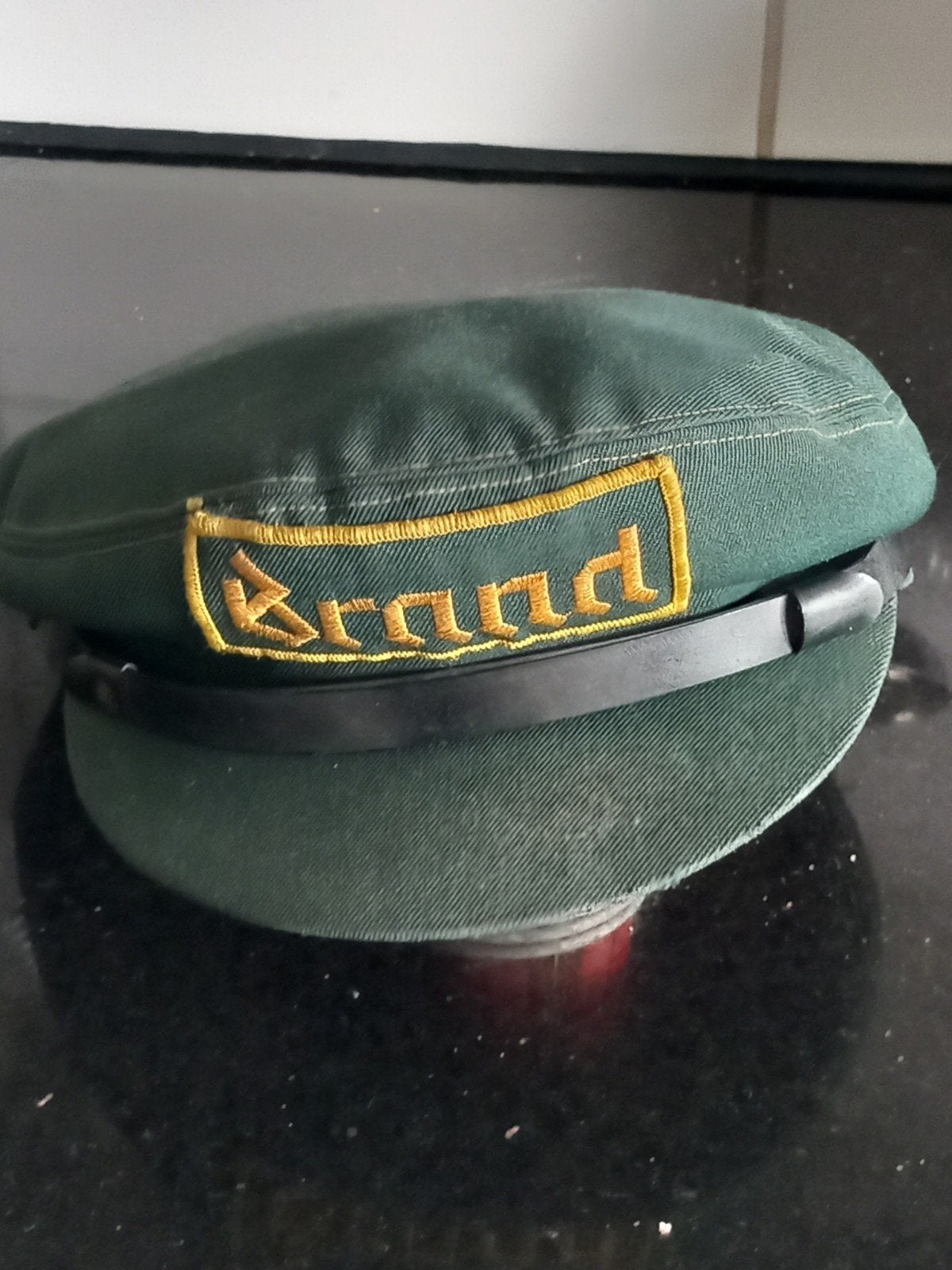 brand bedrijfspet, Ophalen, Gebruikt, Kleding, Brand