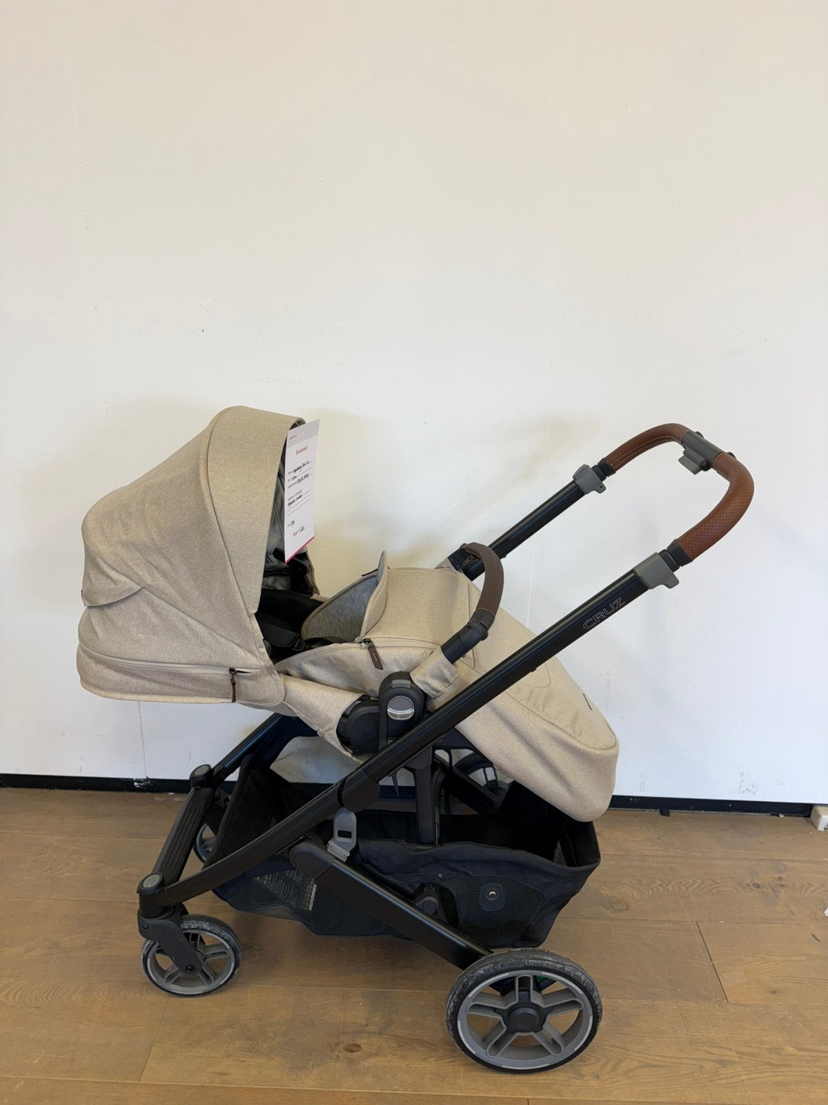 Uppababy Cruz V3 kinderwagen - newborn inlay - Liam, Ophalen, Zo goed als nieuw