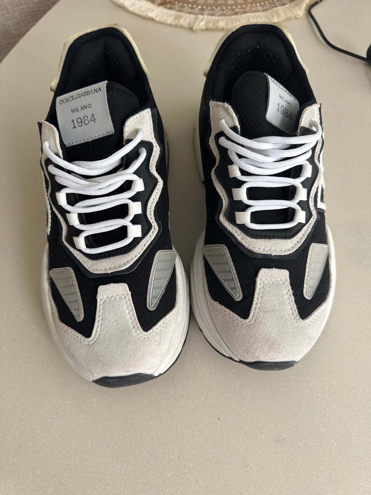 Dolce & Gabbana Sneakers maat 42 - Zo goed als nieuw, Kleding | Dames, Ophalen of Verzenden, Zo goed als nieuw, Zwart, Sneakers of Gympen