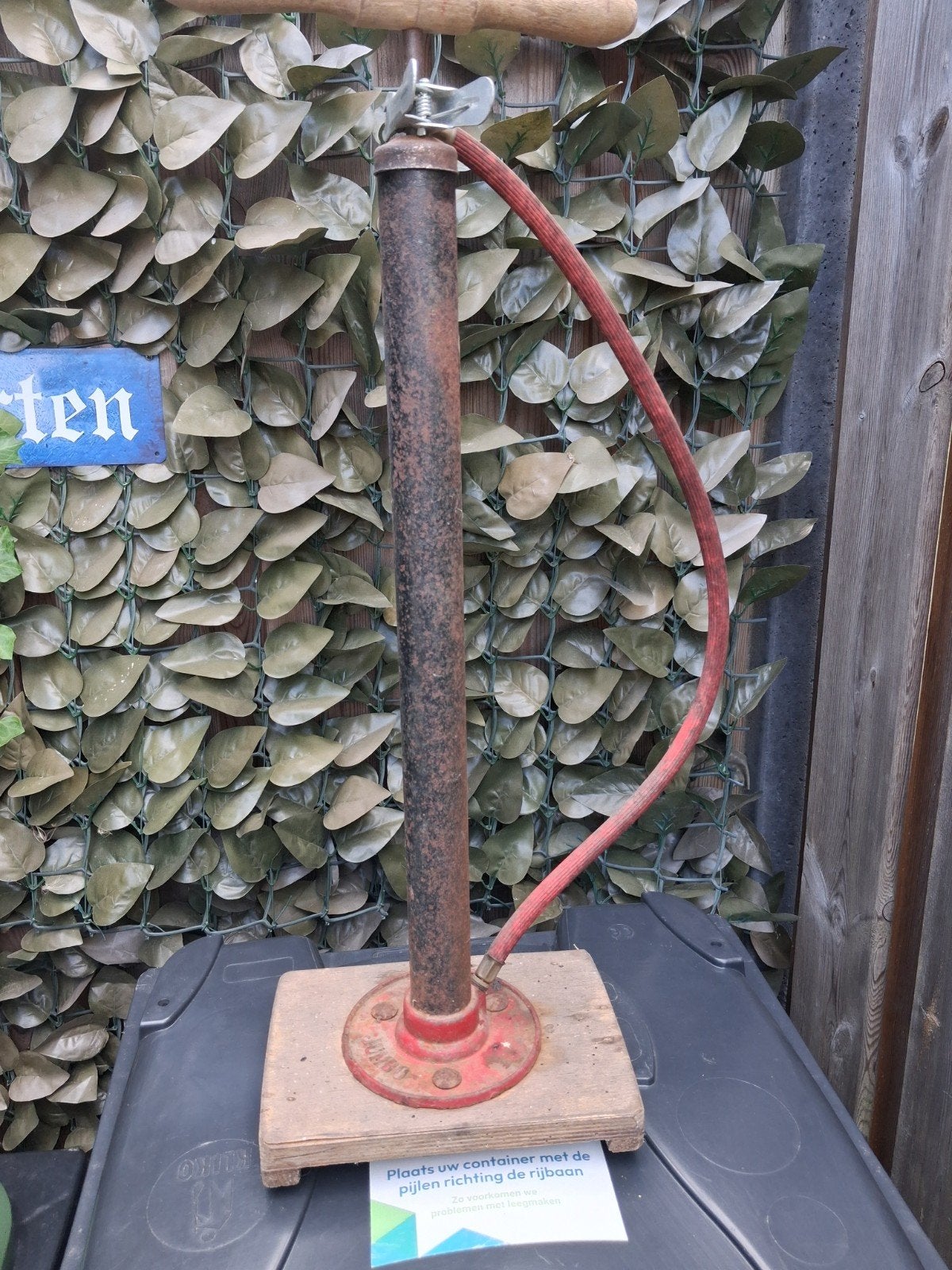 Oude fietspomp - Vintage decoratie, Fietsen en Brommers, Ophalen of Verzenden, Gebruikt