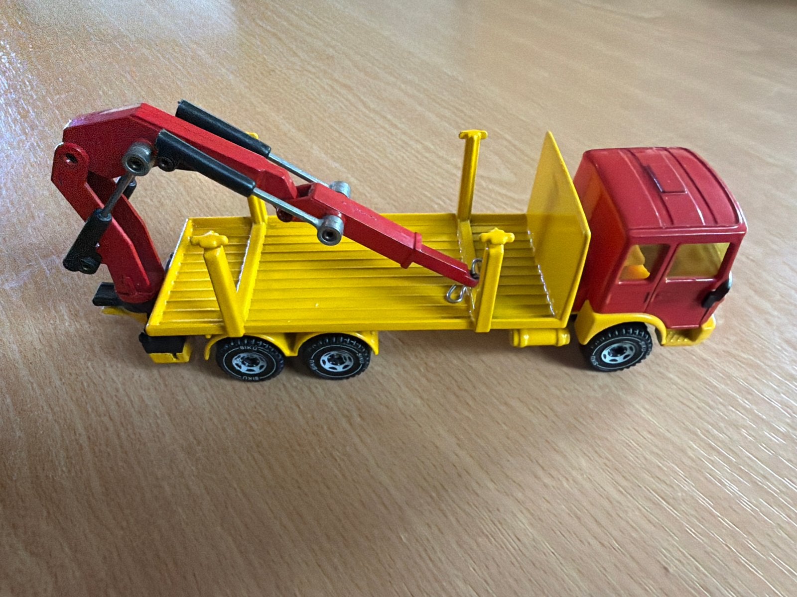 Siku MAN Houttransportwagen met kraan 2915, Ophalen of Verzenden, Nieuw