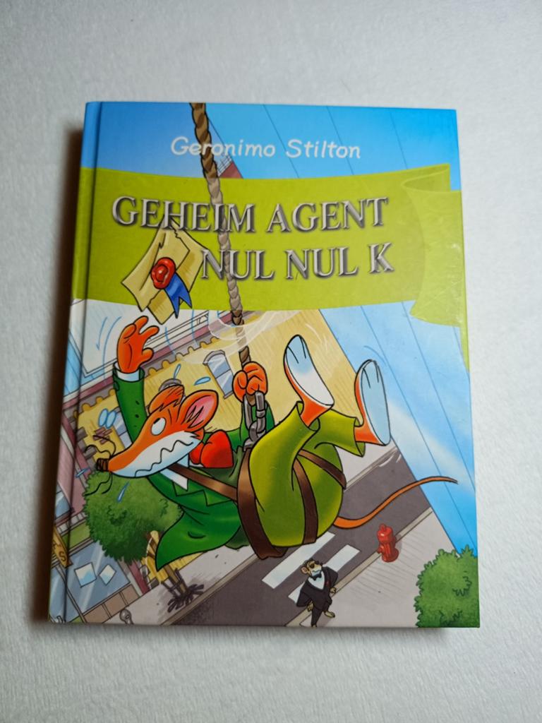 Geronimo Stilton - Geheim agent Nul Nul K, Fictie algemeen, Geronimo Stilton, Ophalen of Verzenden, Zo goed als nieuw