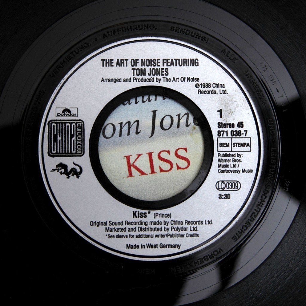 Tom Jones KISS funk rap HIT Prince EXTRAT TIME AND YOUR..., Verzenden, Zo goed als nieuw, R&B en Soul