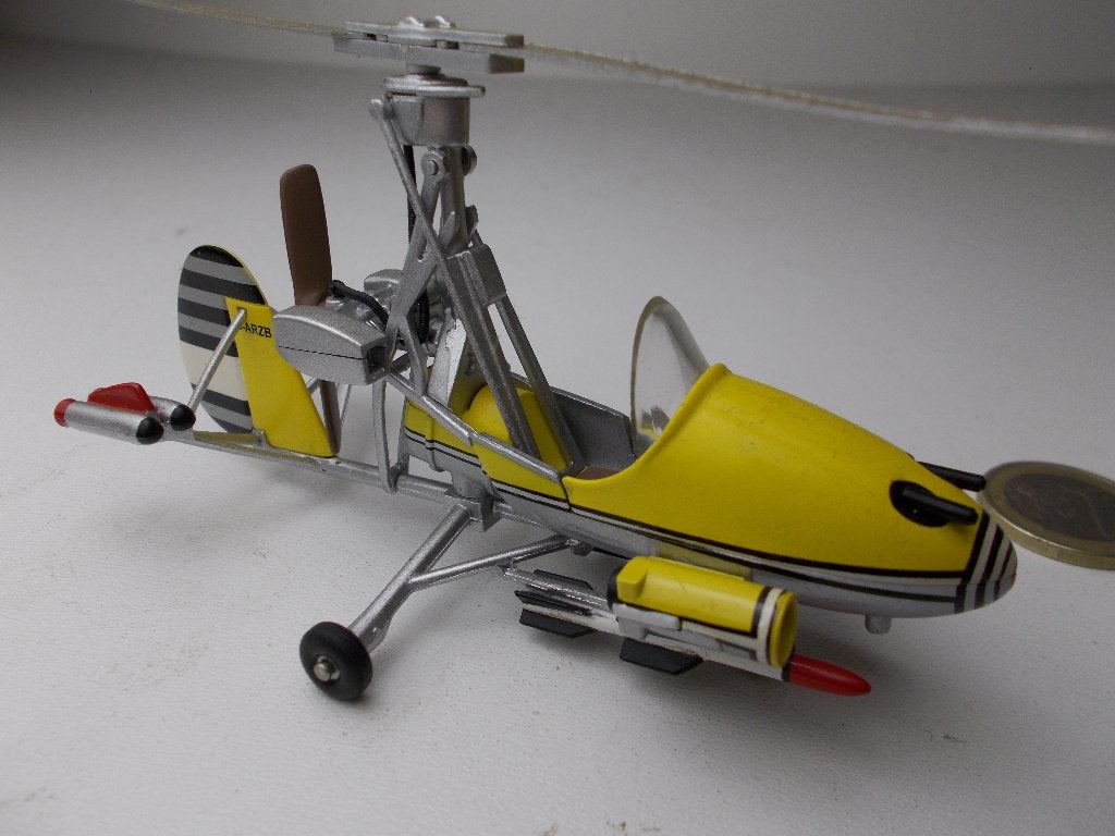 Vintage Corgi JAMES BOND 007 "LITTLE NELLIE" GYROCOPTER., Ophalen of Verzenden, Zo goed als nieuw, Overige typen, Corgi