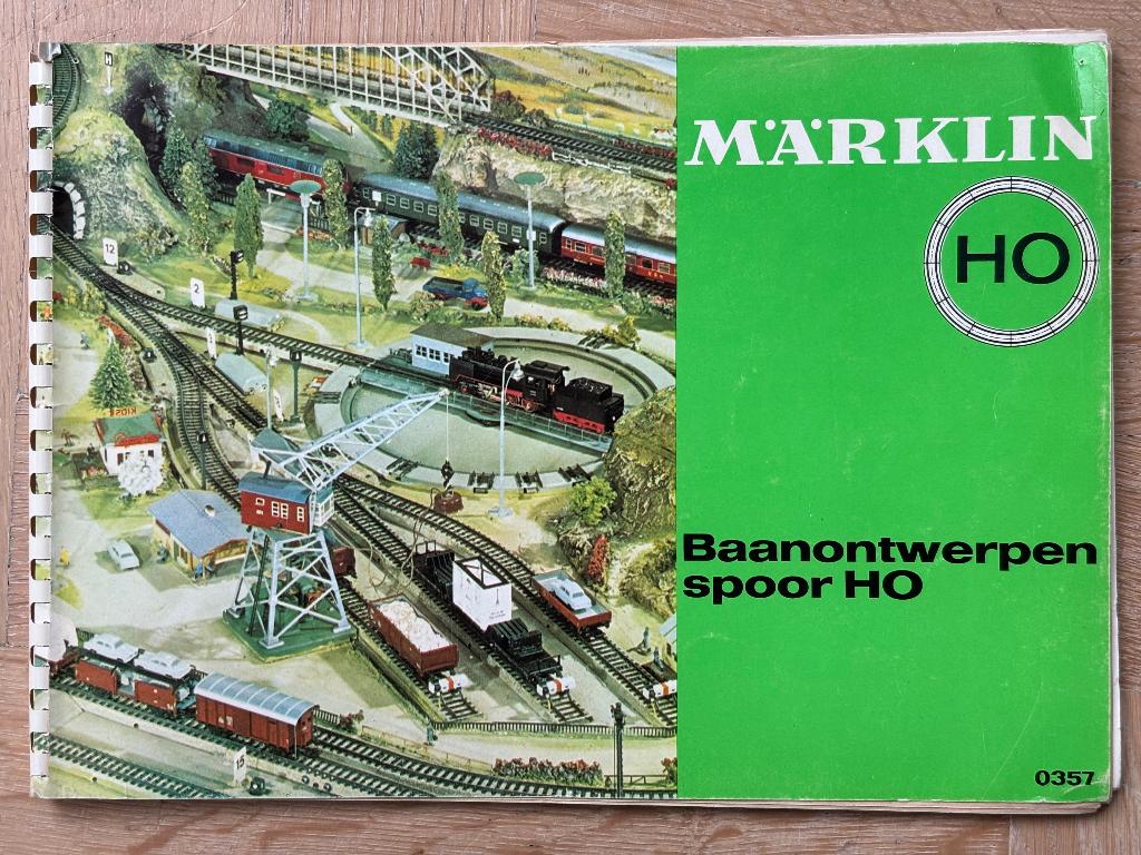 Märklin 0357 baanontwerpen voor M rails, Hobby en Vrije tijd, Modeltreinen | H0, Wisselstroom, Gebruikt, Märklin, Boek, Tijdschrift of Catalogus