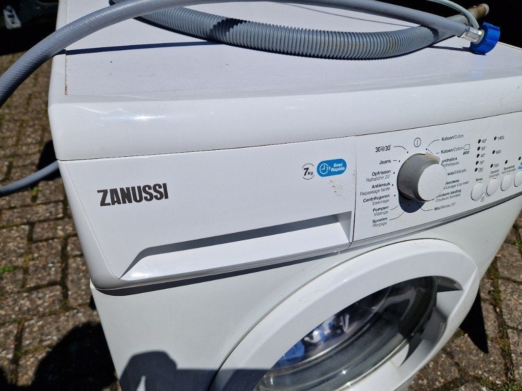 Zanussi wasmachine, Ophalen, 1200 tot 1600 toeren, Zo goed als nieuw, Voorlader